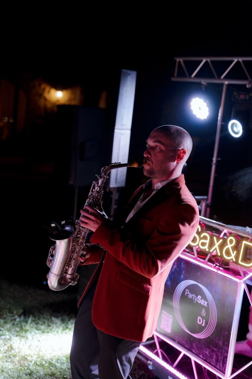 Photo from Shalom Kolontarov