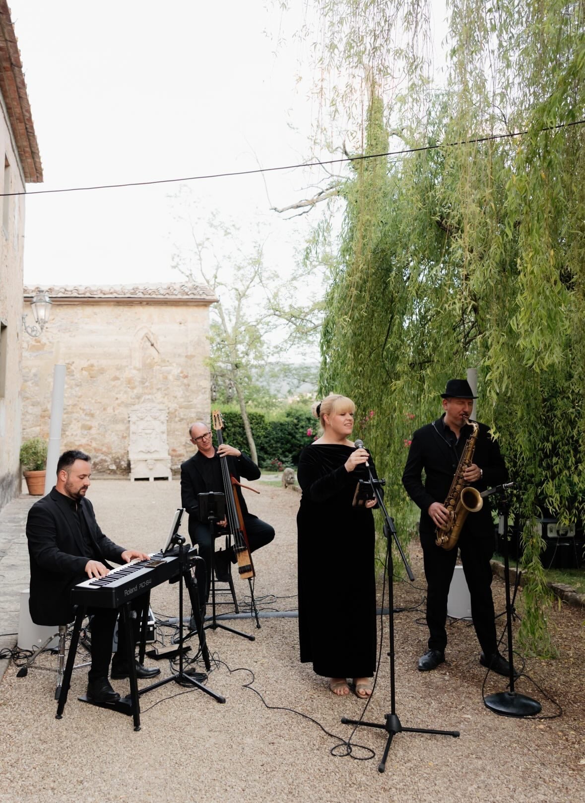 The Amalfi Wedding Singer