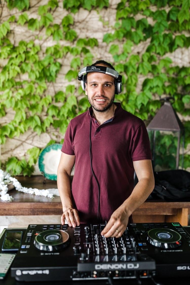 DJ Crescendo