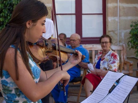 The Malta Wedding Violinist