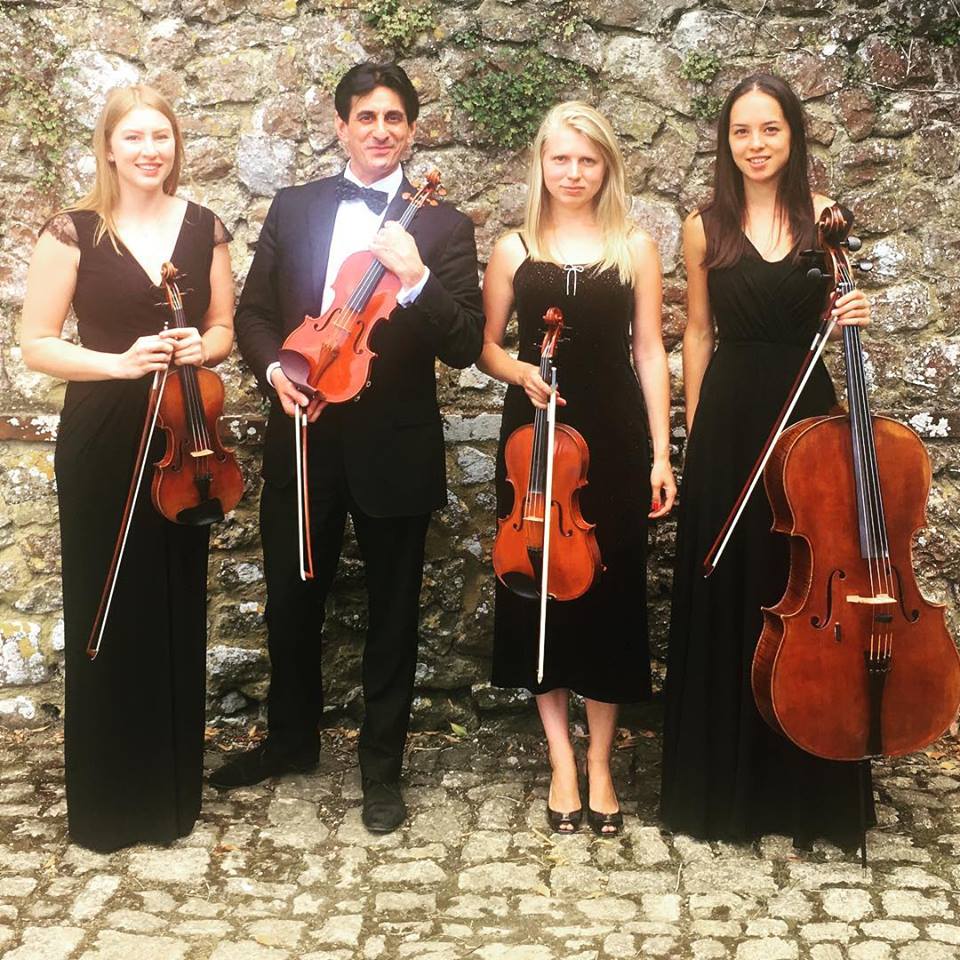 Mythos Strings