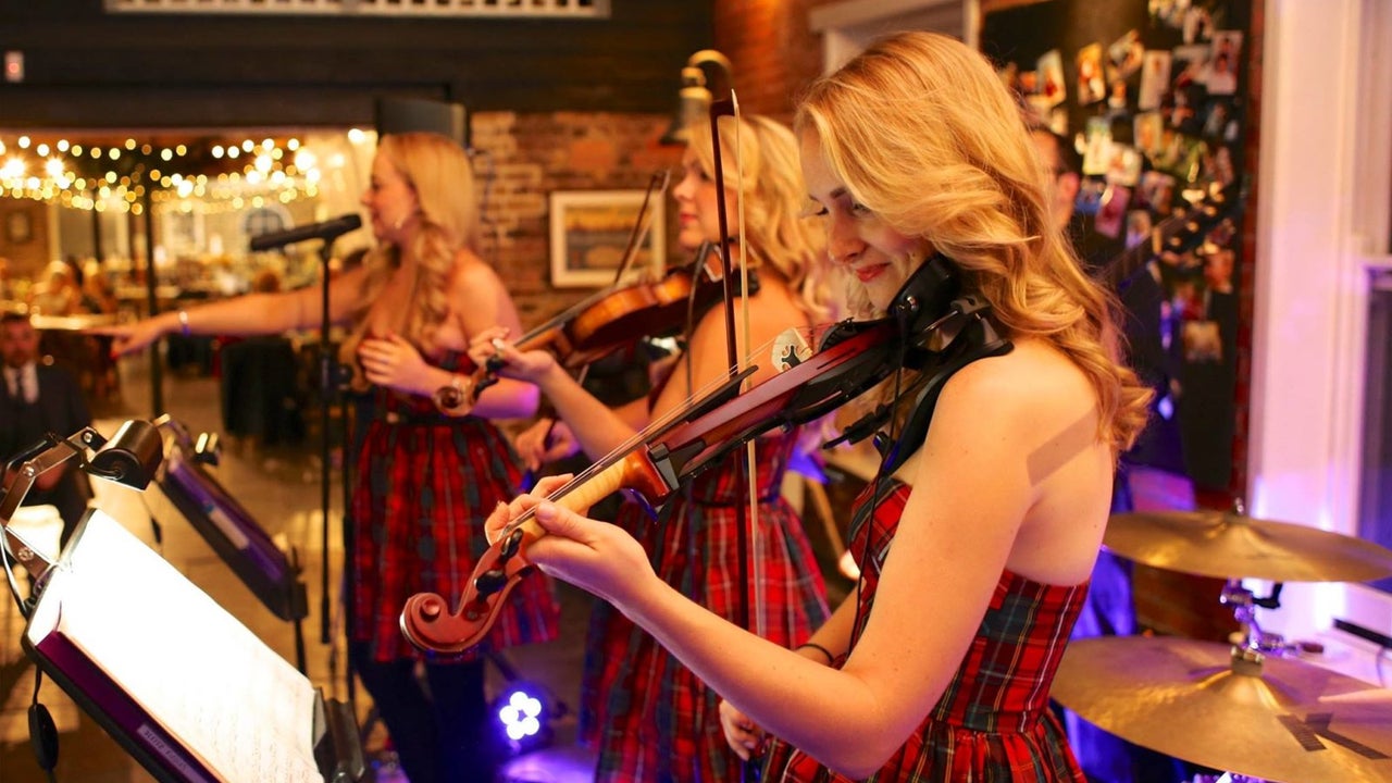 The Top 6 Best Ceilidh Bands in London (With Prices)