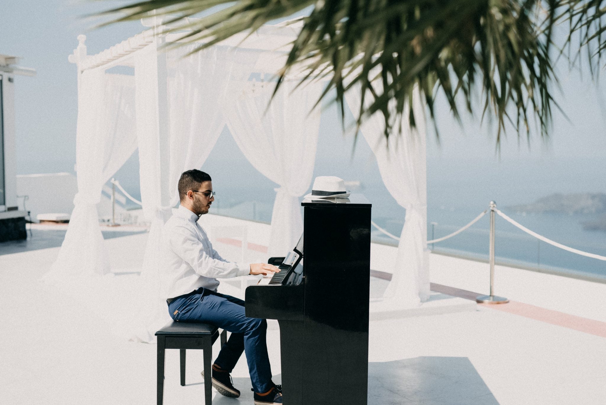 The Santorini Pianist