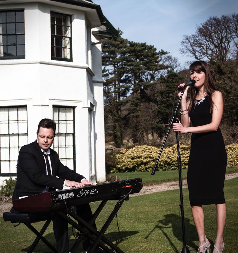 North Wales Acoustic Duo