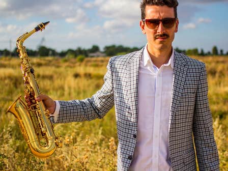 Serge On Sax