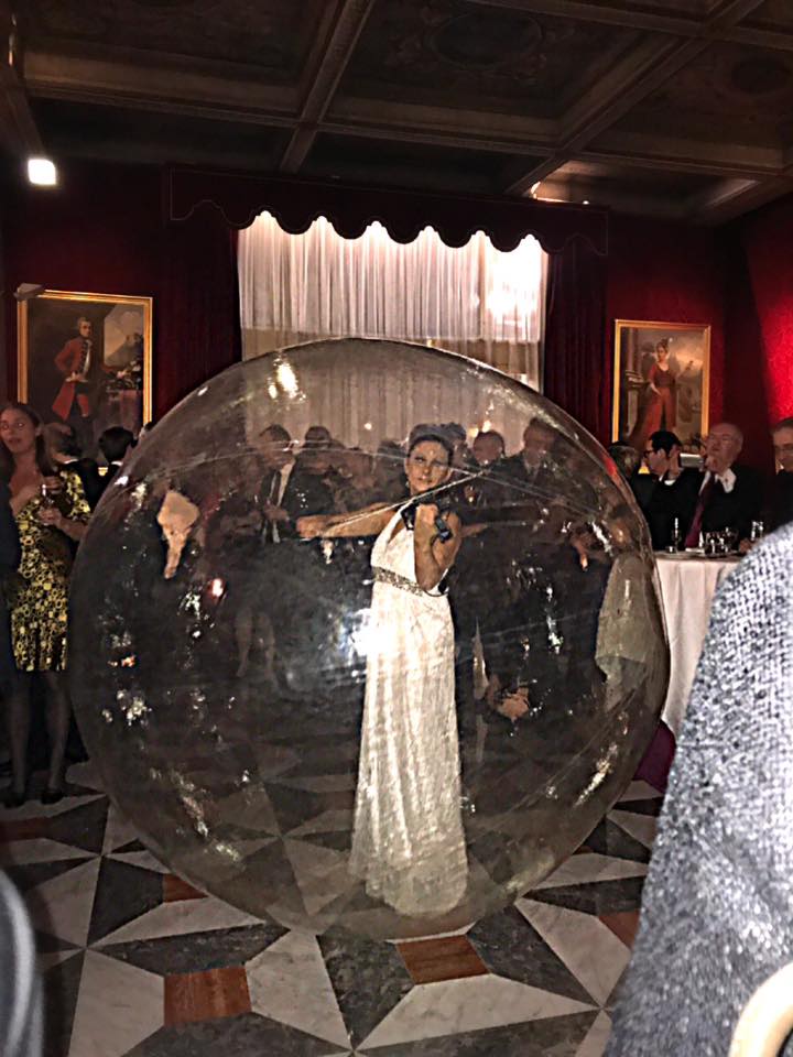 The Bubble Violinist