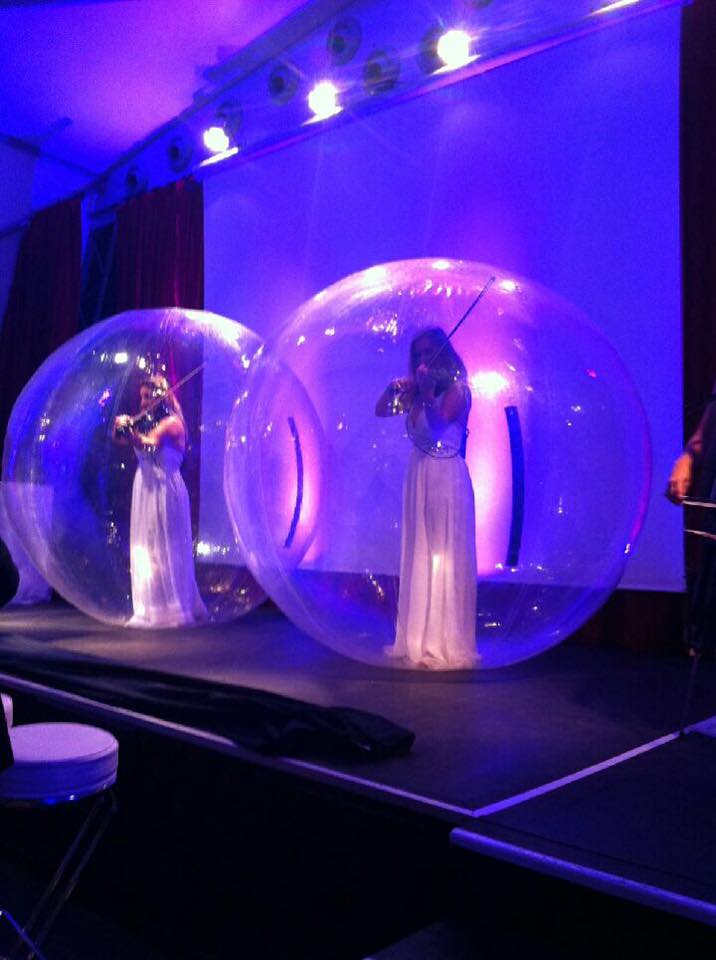 The Bubble Violinist