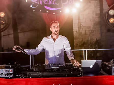 The Exclusive DJ