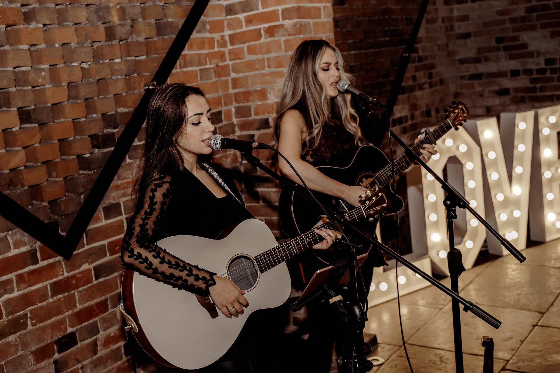 The Lillies Acoustic Duo