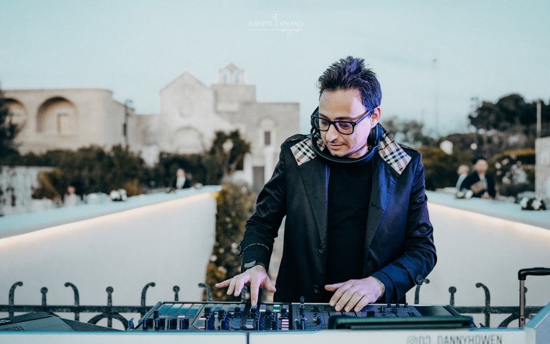 26 Best Wedding DJs in Italy For 2026
