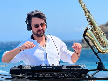Mykonos Sax & DJ