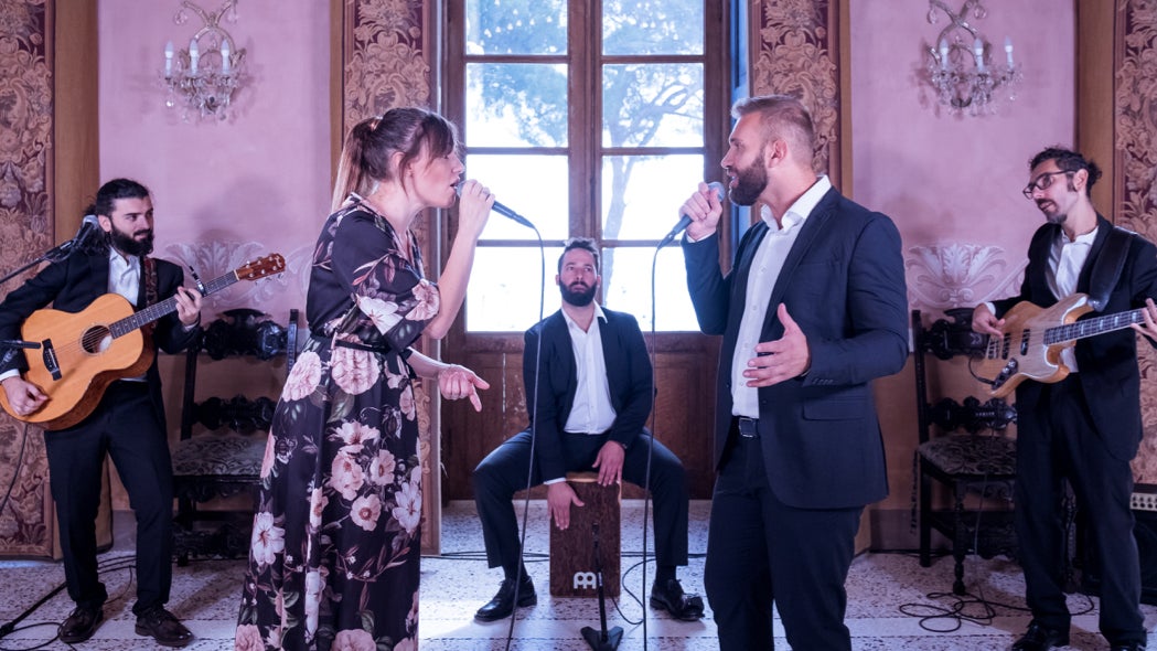 Hiring a Wedding Band in Cinque Terre – A Short Guide (2026)