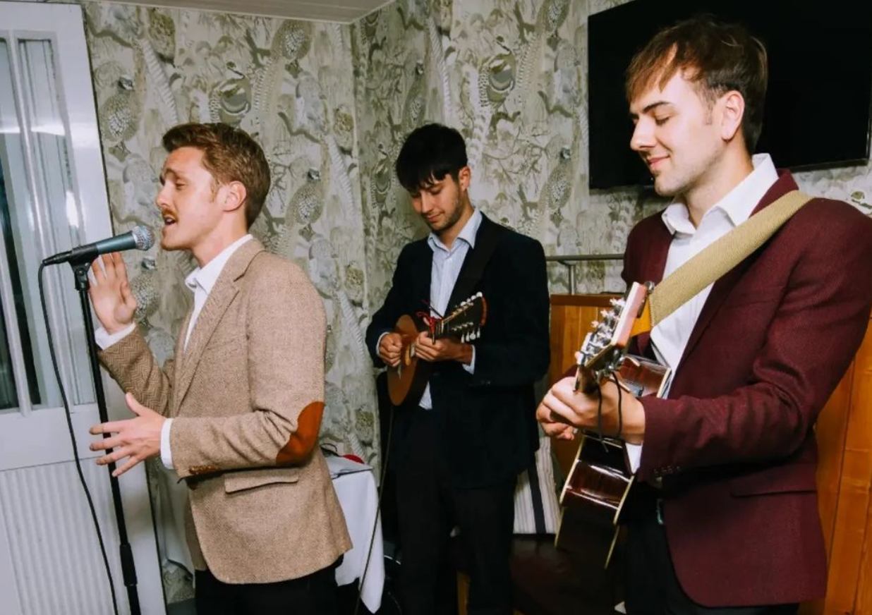 Whiskey River Grooves