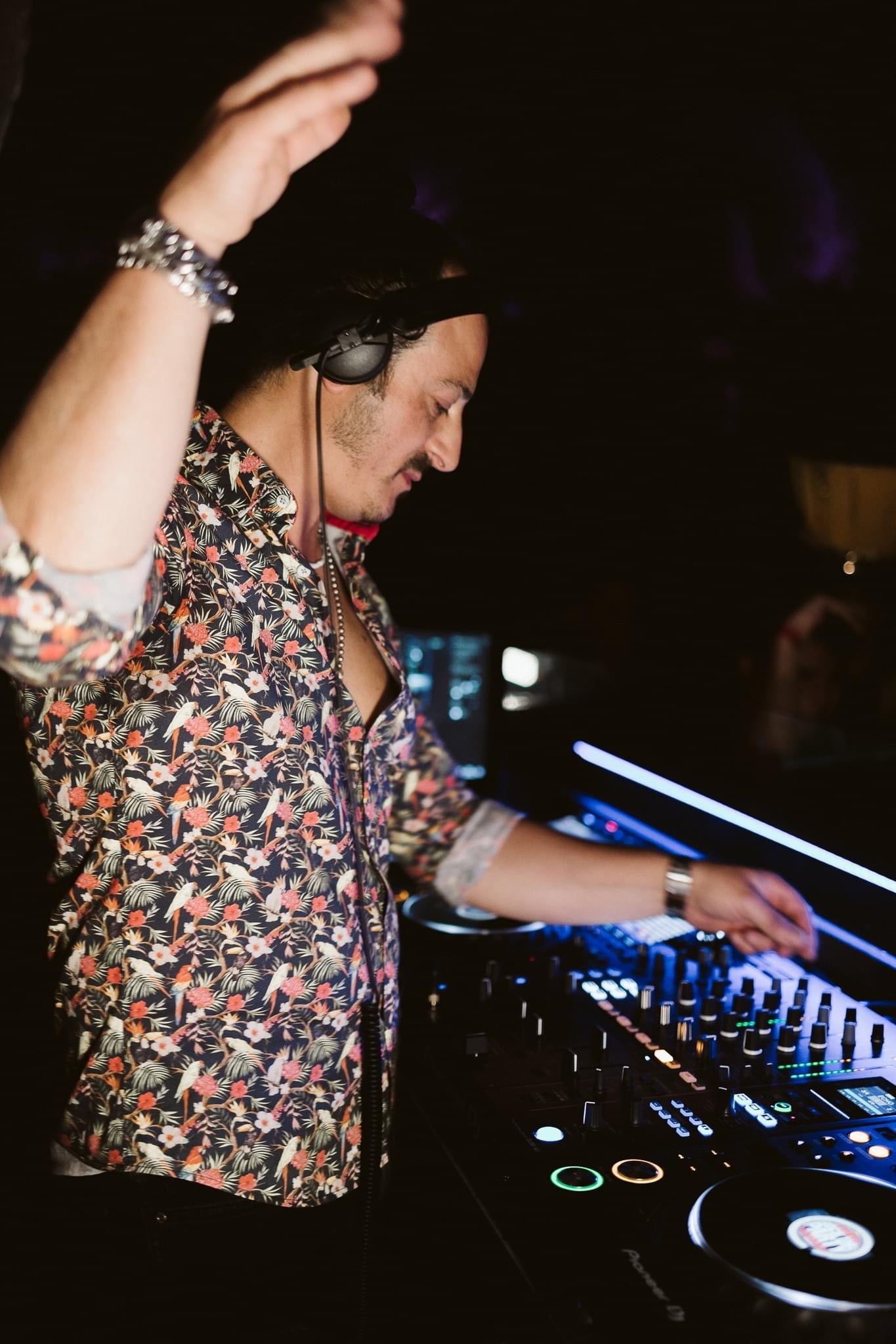 The Amalfi Wedding DJ