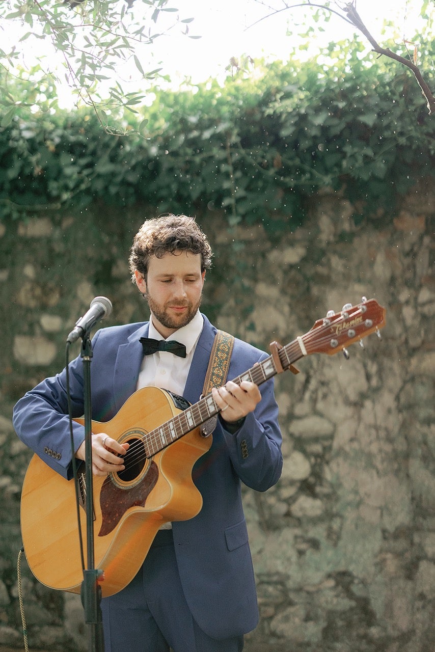 The Jewish Wedding Singer