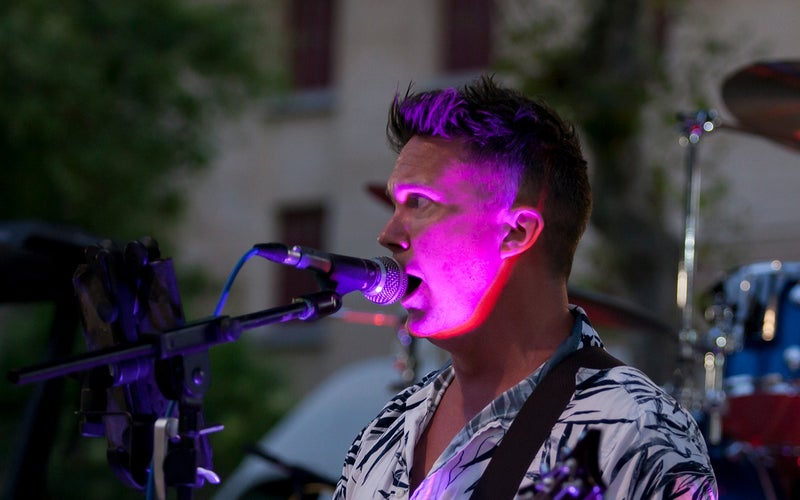 12 Best Wedding Bands in Greece For 2026