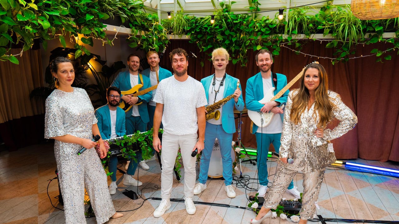 17 Best Wedding Bands in Surrey For 2025