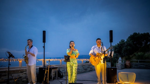 Hiring a Wedding Band in Skiathos – A Short Guide (2026)