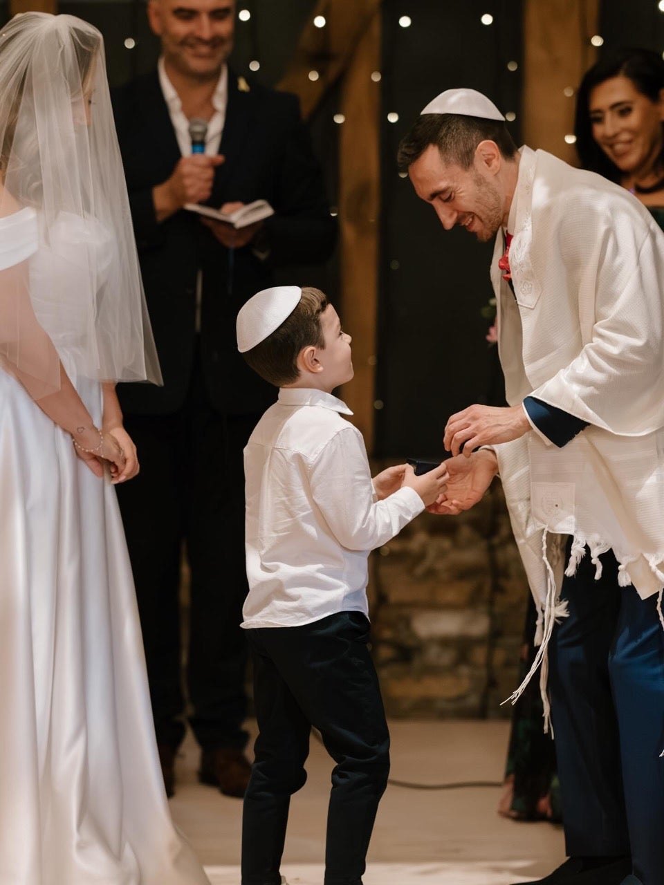 The Chuppah Singer