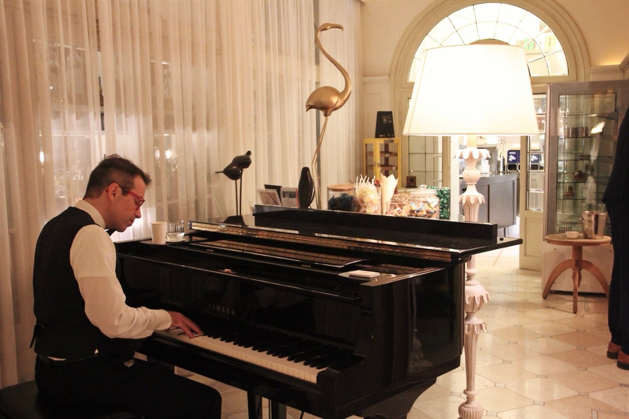 Garda Wedding Pianist