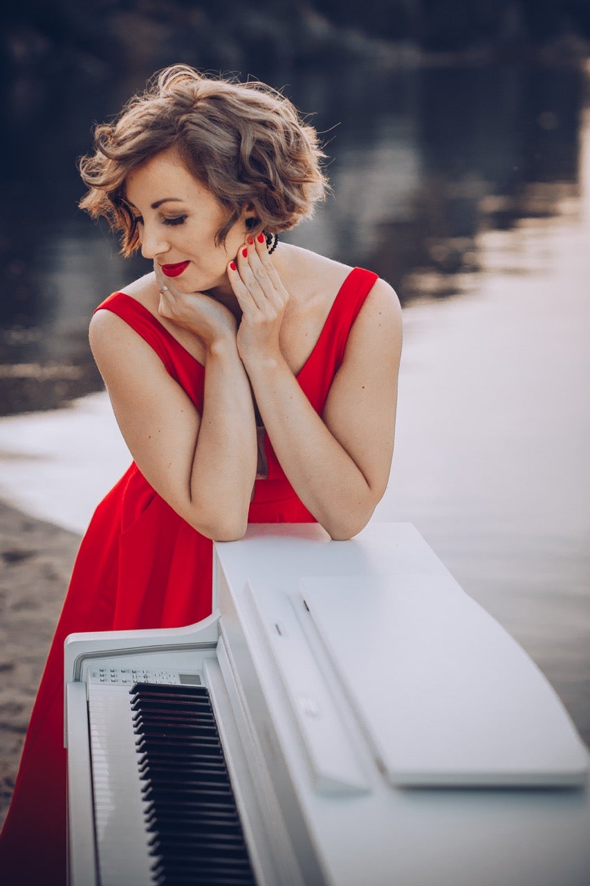 The Island Pianist