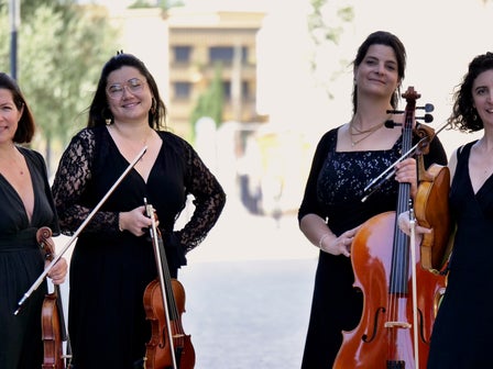 Maison Strings