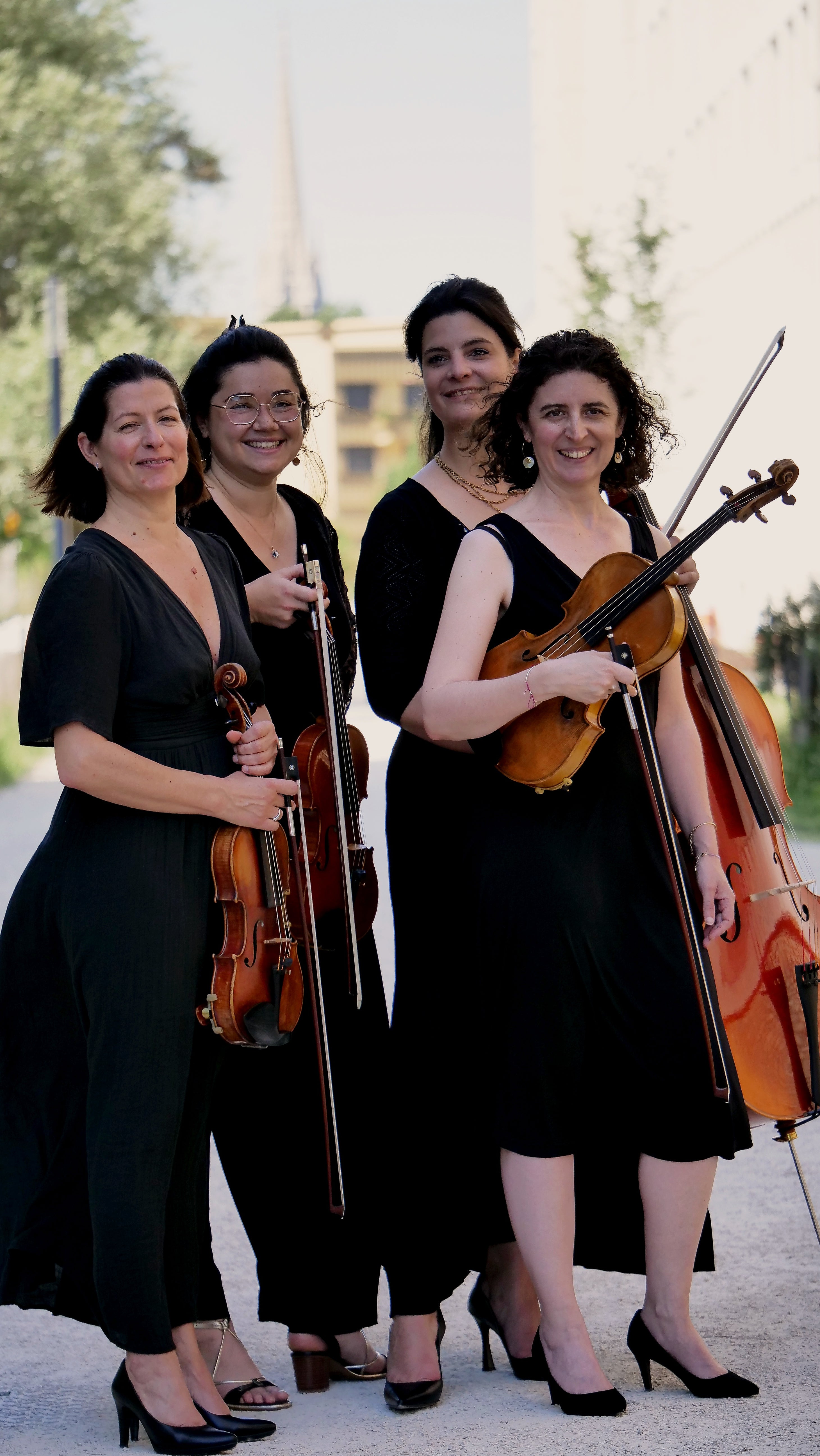 Maison Strings