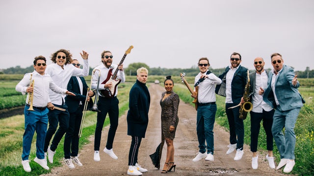 FAQs About Set Lists For Wedding Bands