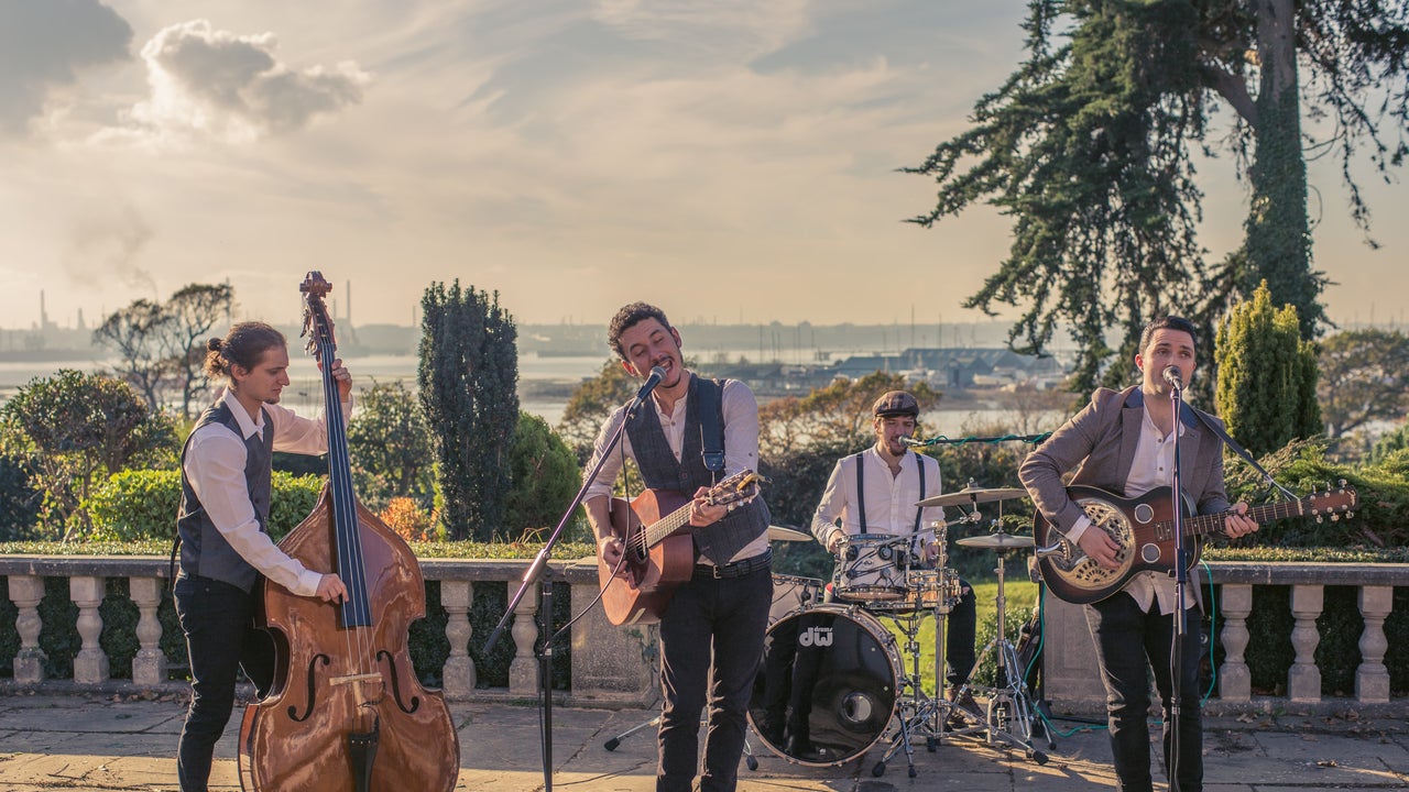 8 Best Wedding Bands in Derbyshire (2025)