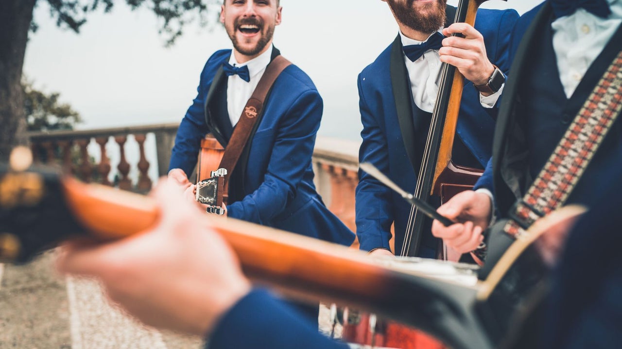 Hiring a Wedding Band in South West France – A Short Guide