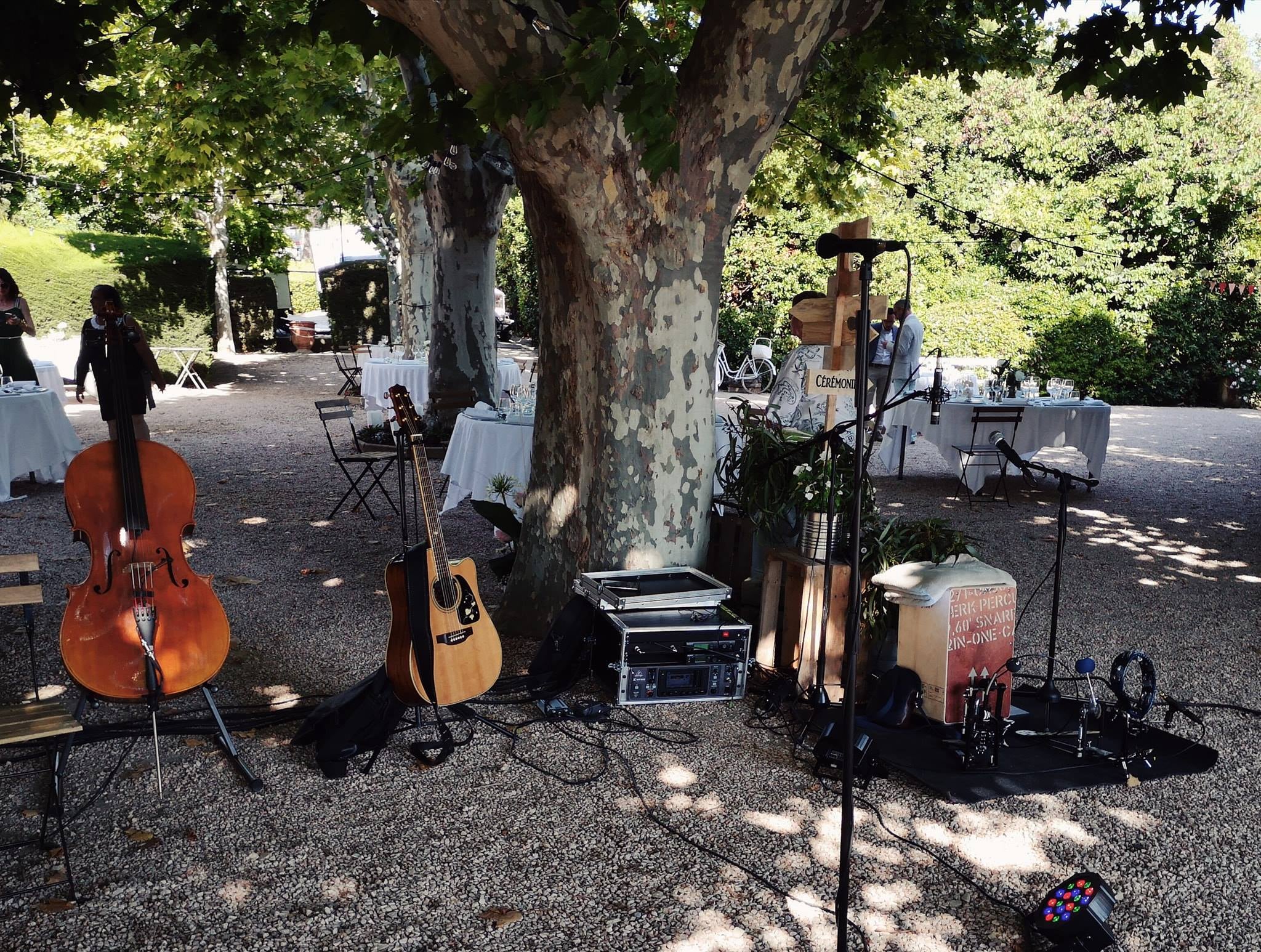 Athena Acoustic Band