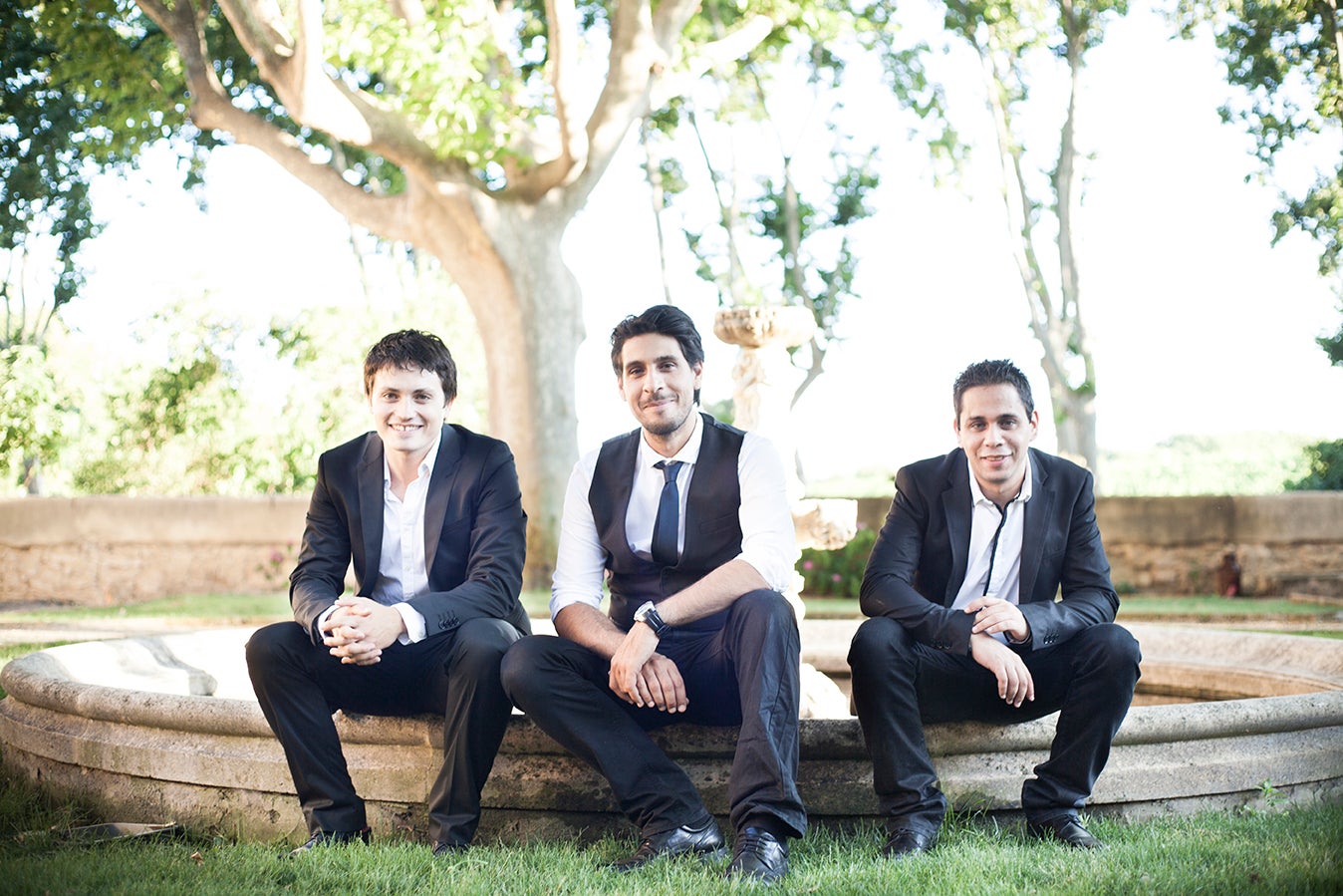 Athena Acoustic Band