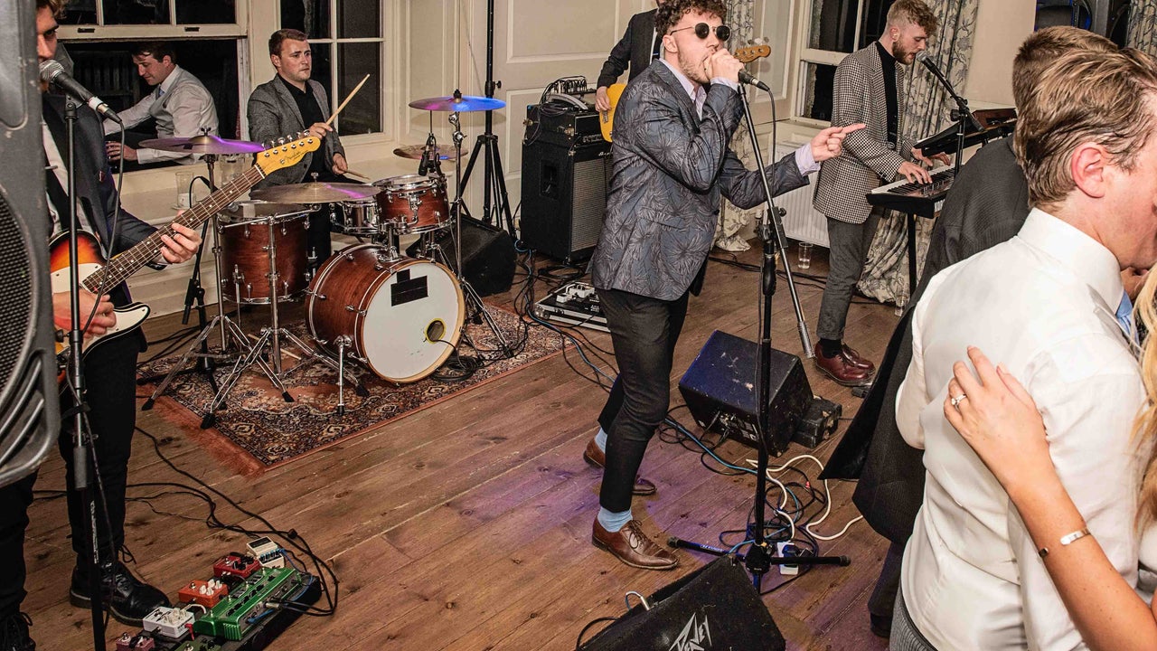 The 5 Best Wedding Bands for Hire in Swindon (With Prices)
